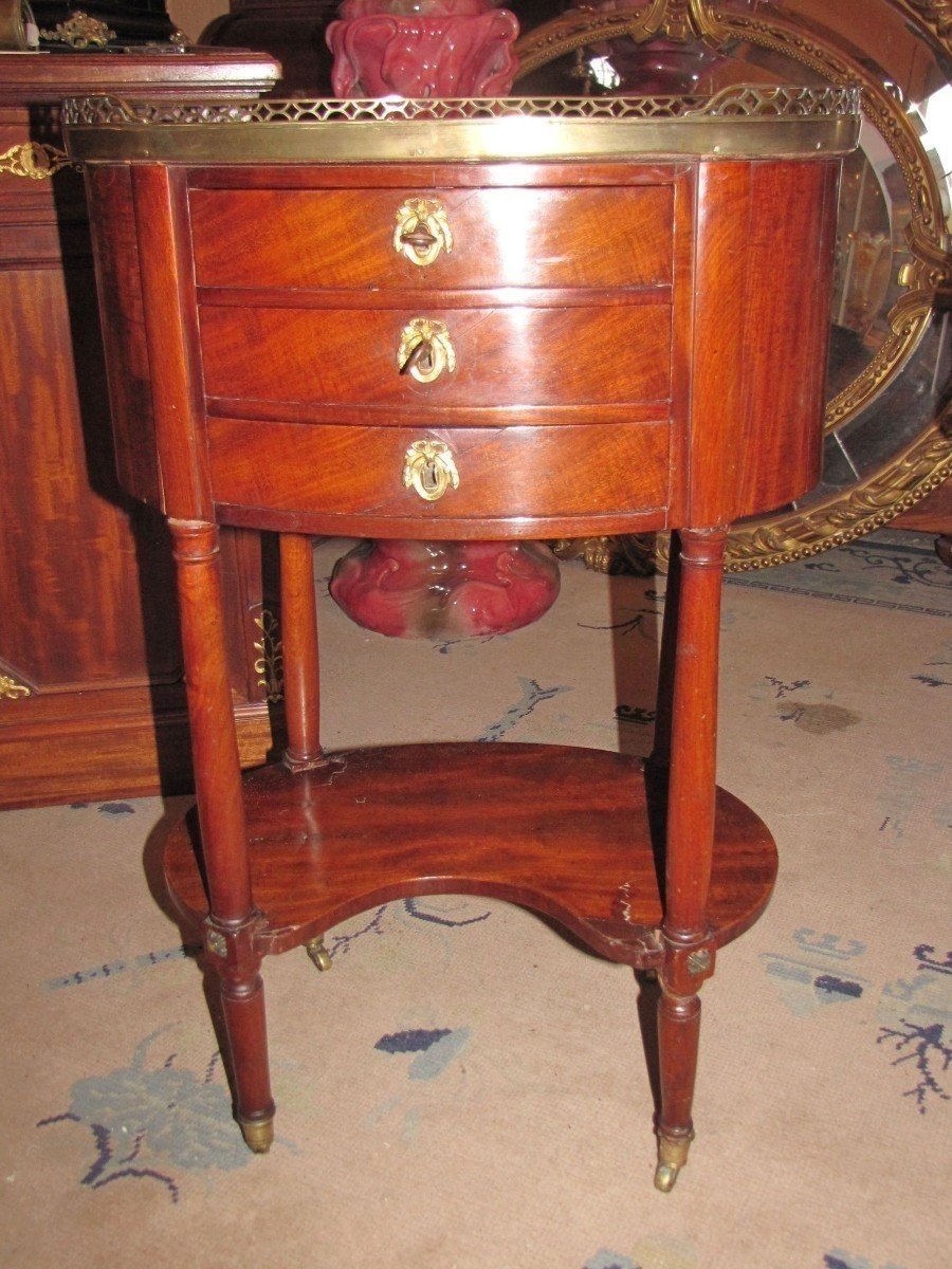 Louis XVI Bedside Table-photo-4