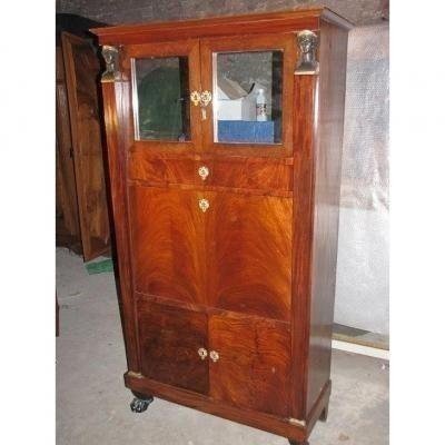 Important Secretary-photo-4