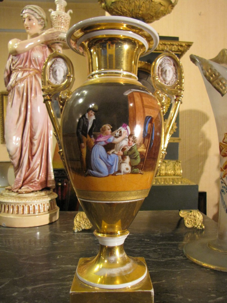 Pair Of Vases In Old Paris-photo-1