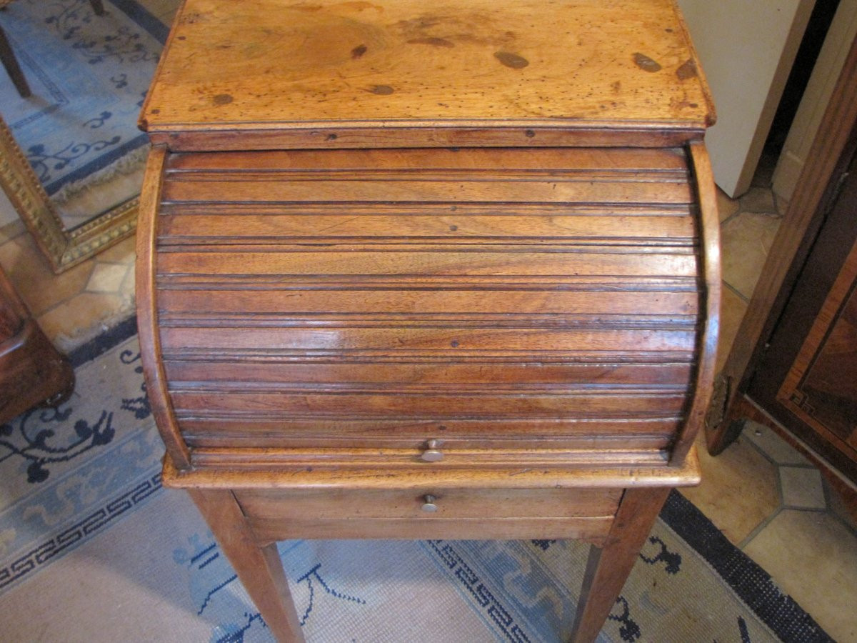 Bedside Table With Cylinder-photo-2