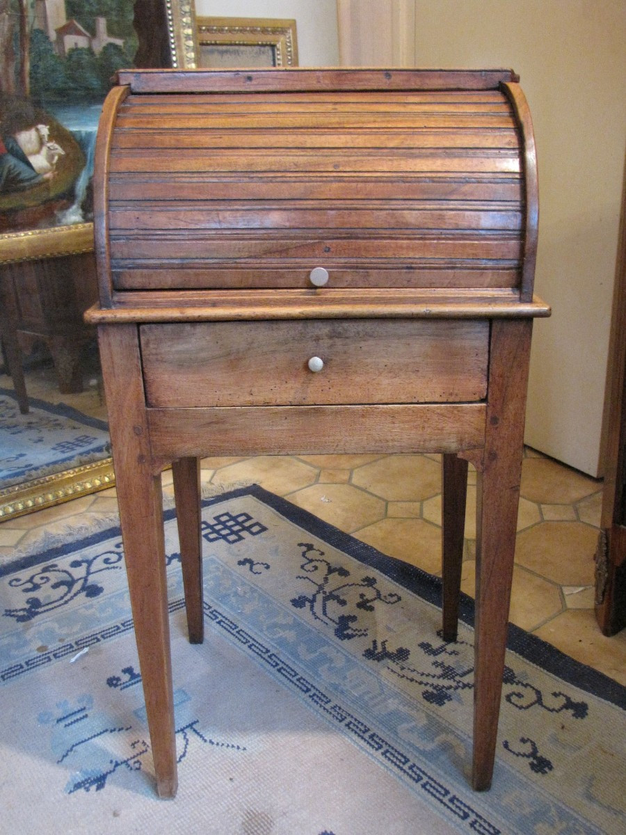 Bedside Table With Cylinder