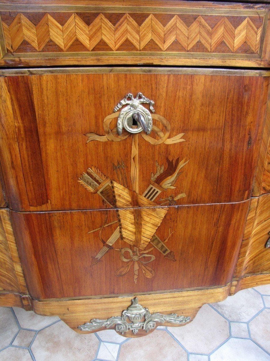 Commode transition-photo-3