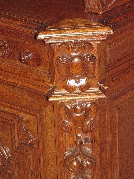 Sideboard