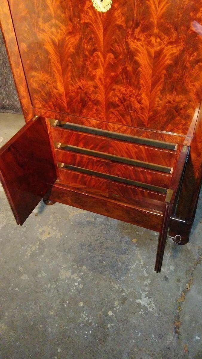 Secretaire en acajou flammé