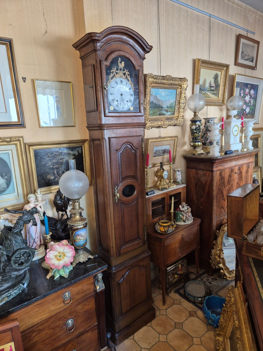 Burgundy Clock