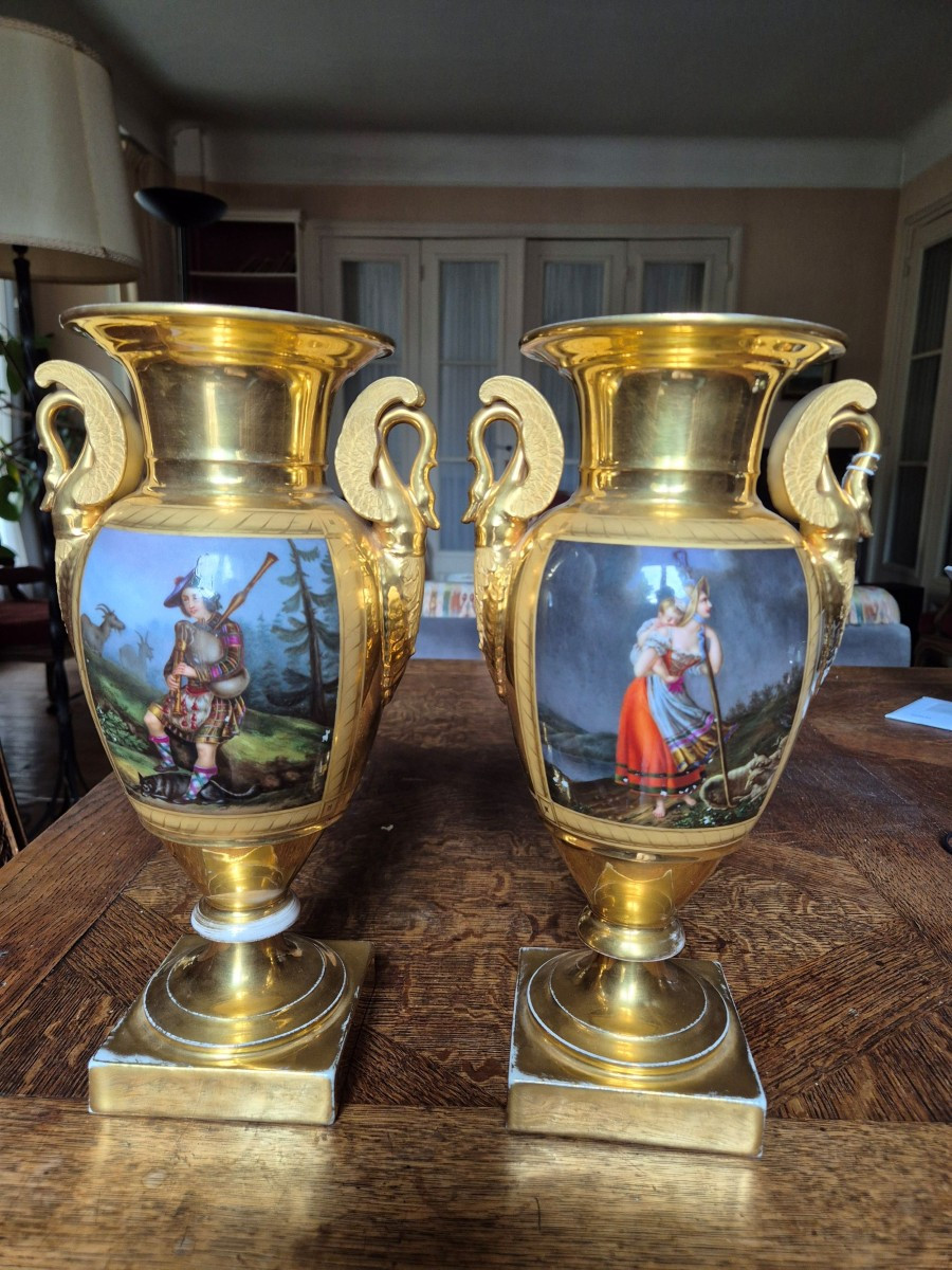 Paire de vases emire