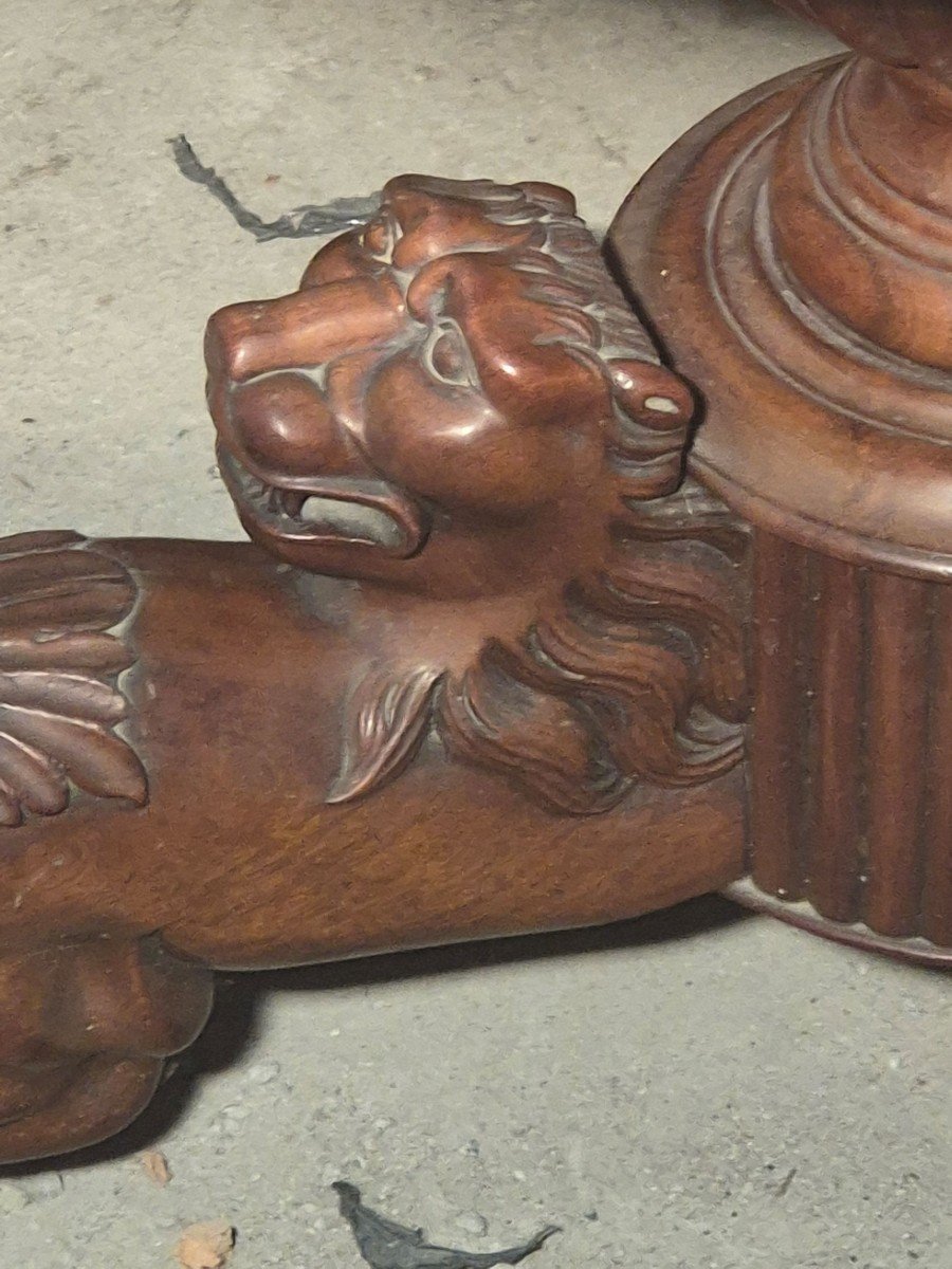 Gueridon à tête de lion-photo-5