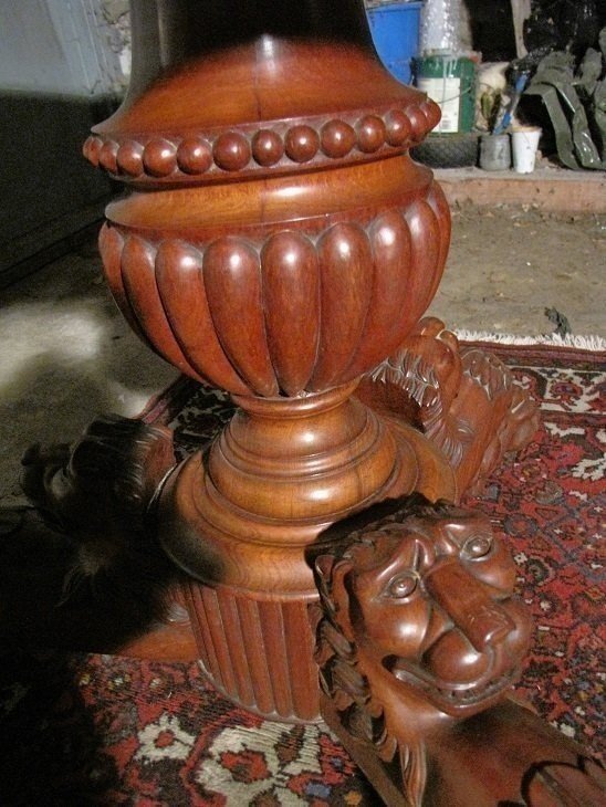 Gueridon à tête de lion-photo-7