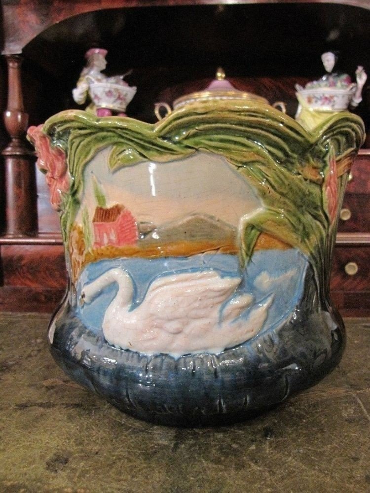 Swan Planters
