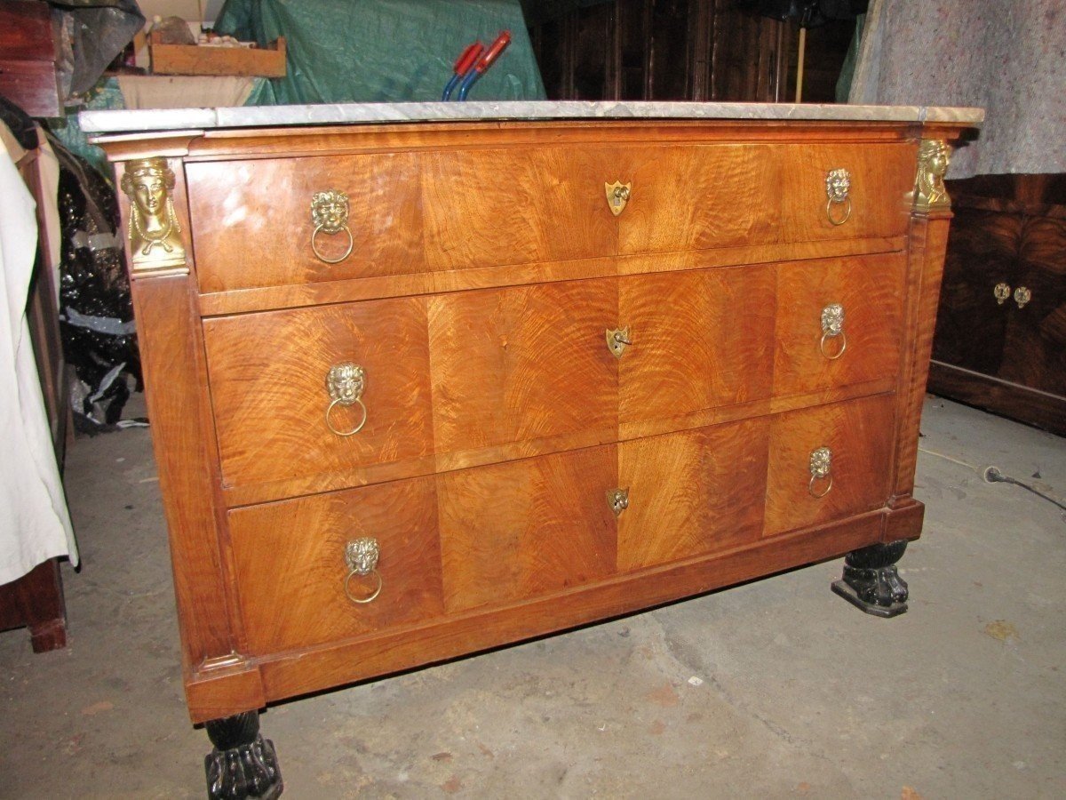 Empire-style Dresser