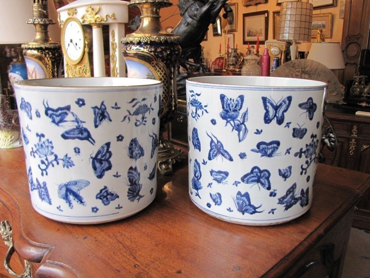 Pair Of Planters-photo-2