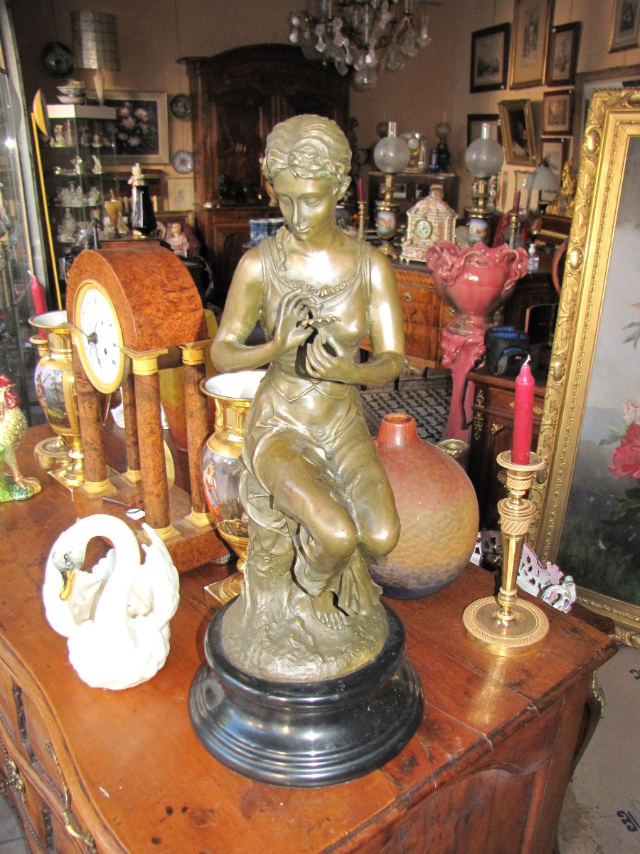 Jeune femme en bronze-photo-3