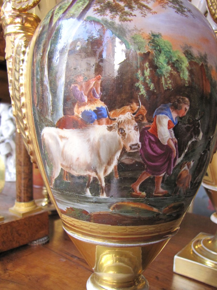 Important Pair Of Empire Vases-photo-2