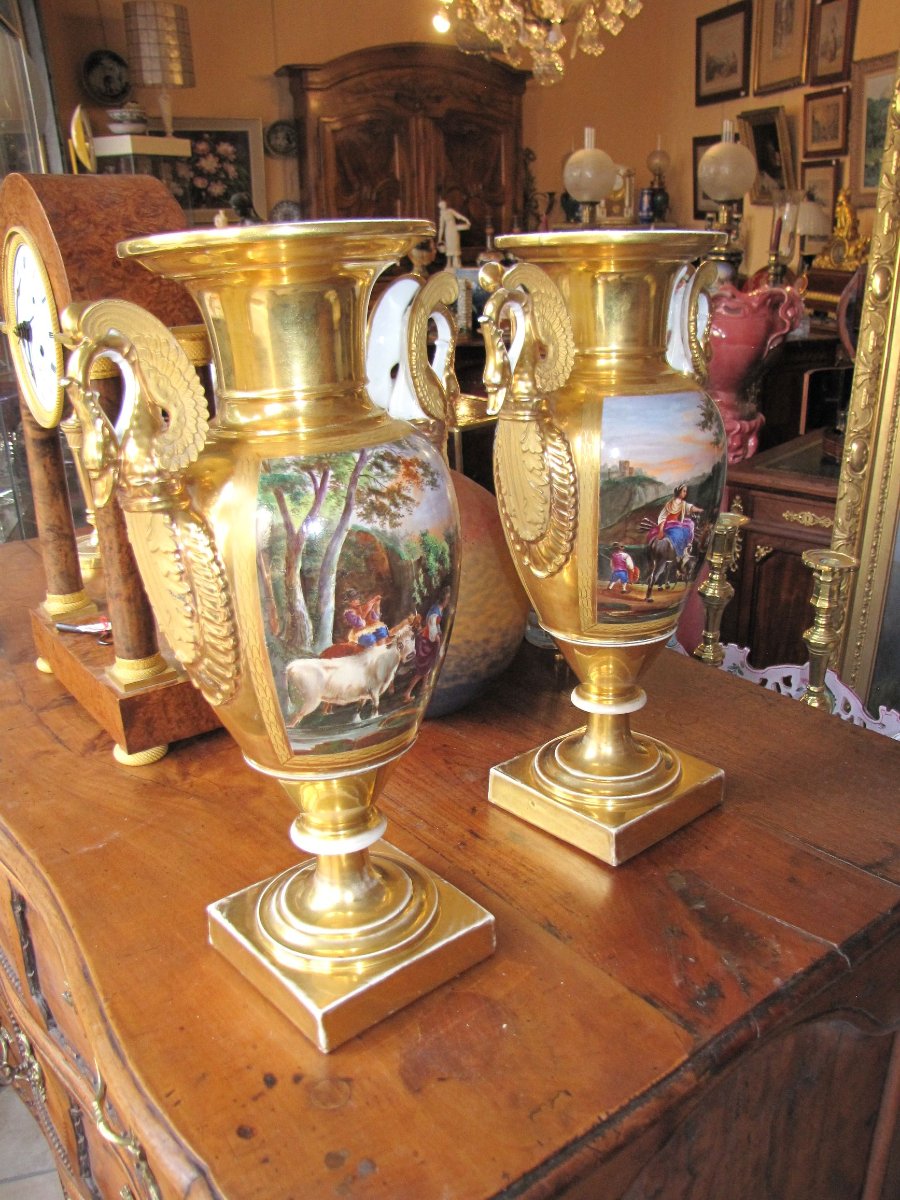 Important Pair Of Empire Vases-photo-1