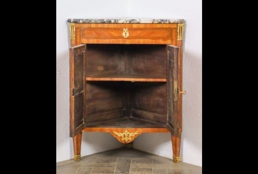 Paire d'encoignures-photo-2