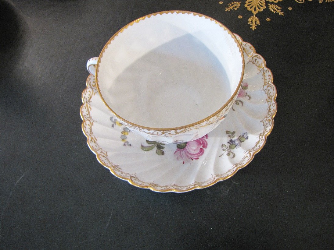 Cup And Saucer-photo-2