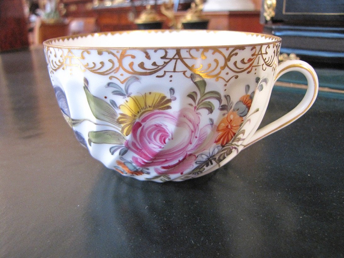 Cup And Saucer-photo-1