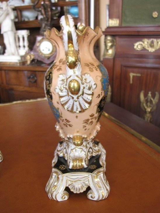 Paire de vases en vieux Paris-photo-4