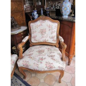 Paire  de fauteuils Louis XV