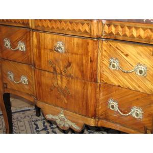 Louis XV-louis XVI Transition Chest Of Drawers