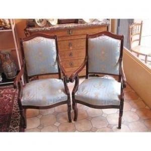 Paire de fauteuils en acajou