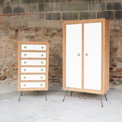 Deux Meubles Des Années 50 En Moelle De Rotin tressée.