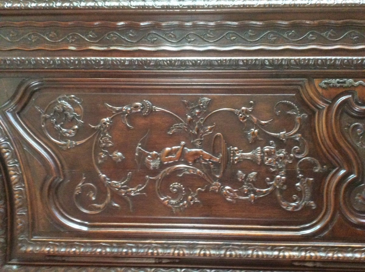 Armoire 18ème En Noyer Finement Sculptée -photo-2
