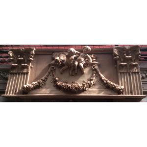 Important Molded Oak Pediment - 18th Century