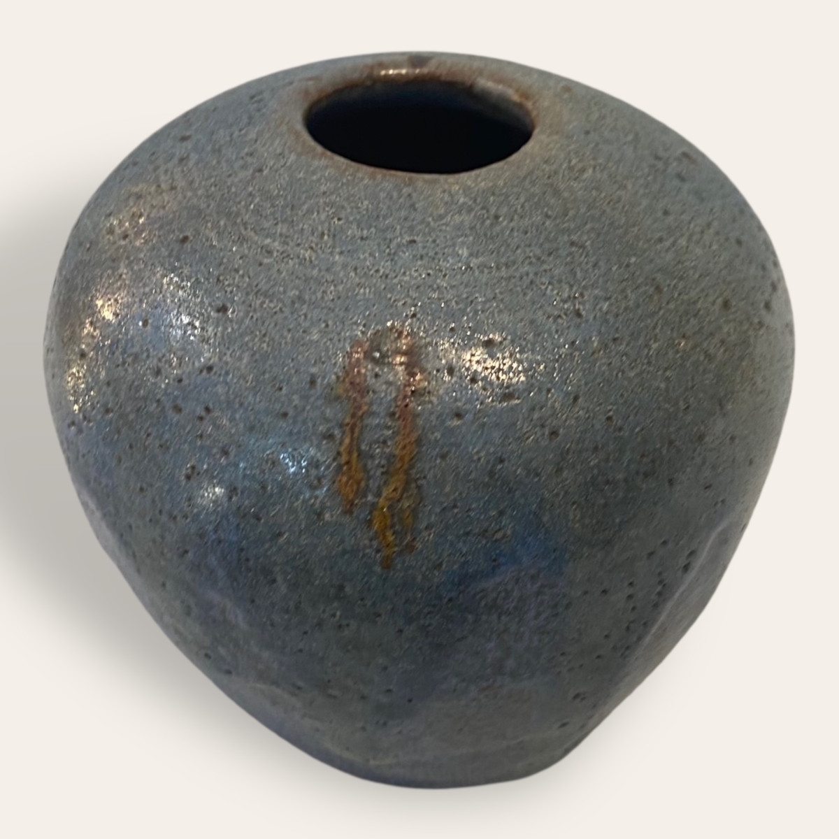 Vase Henri de Vallombreuse. Saint Amand en Puisaye-photo-3
