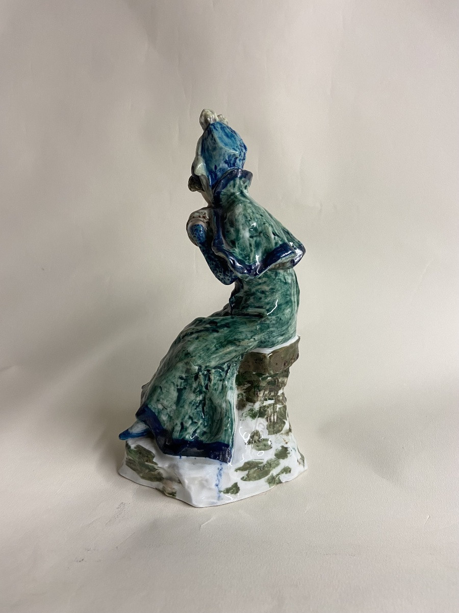 L'élégante au manchon, figurine par Van Den Streaten. Aloys-photo-2