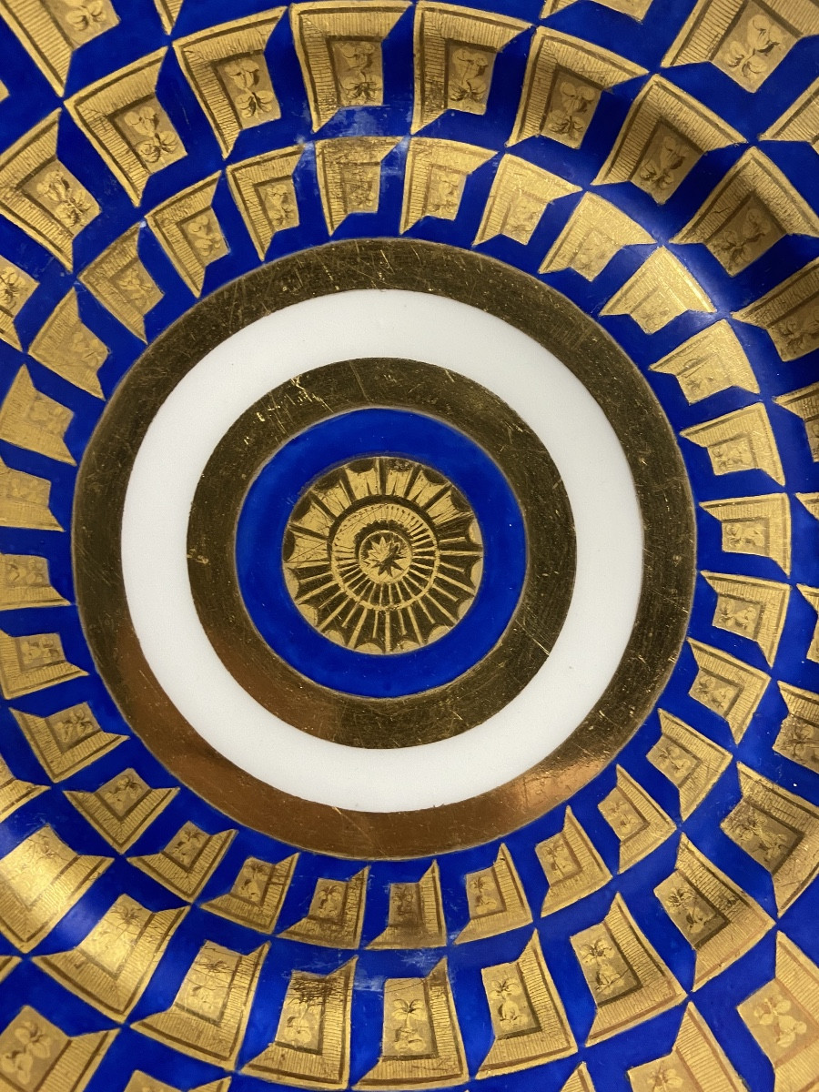 Rare Plate Depicting The Dome Of The Pantheon In Rome. Paris Porcelain? Gilded Decoration-photo-2