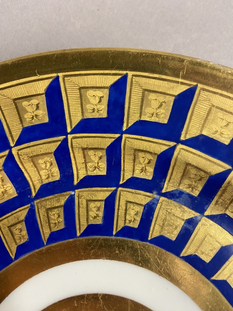 Rare Plate Depicting The Dome Of The Pantheon In Rome. Paris Porcelain? Gilded Decoration-photo-5