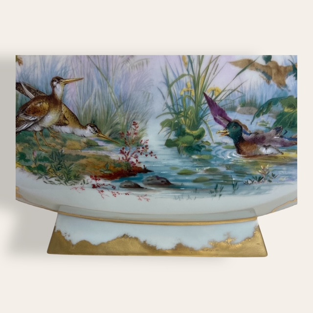 Vase Haviland en porcelaine. Elégante forme chinoise. Décor de canards, bécasses-photo-8