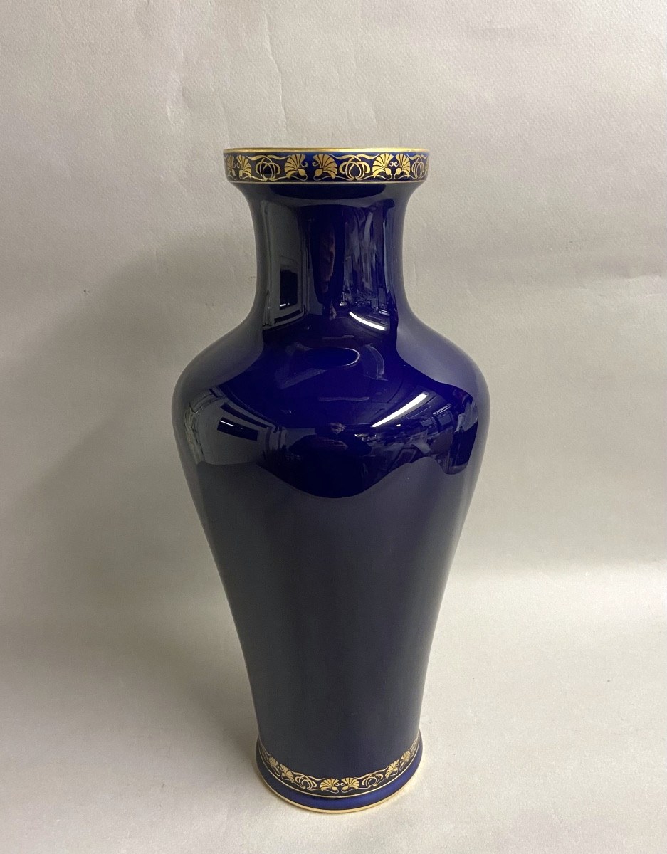 Sèvres, grand vase bleu de four et dorure daté 1914. Manufacture Nationale de Sèvres-photo-2