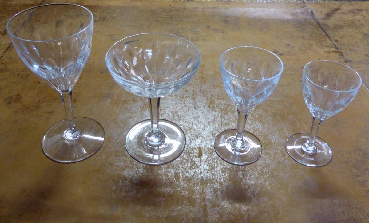 Service De 50 Verres Et 6 Carafes En Cristal-photo-4