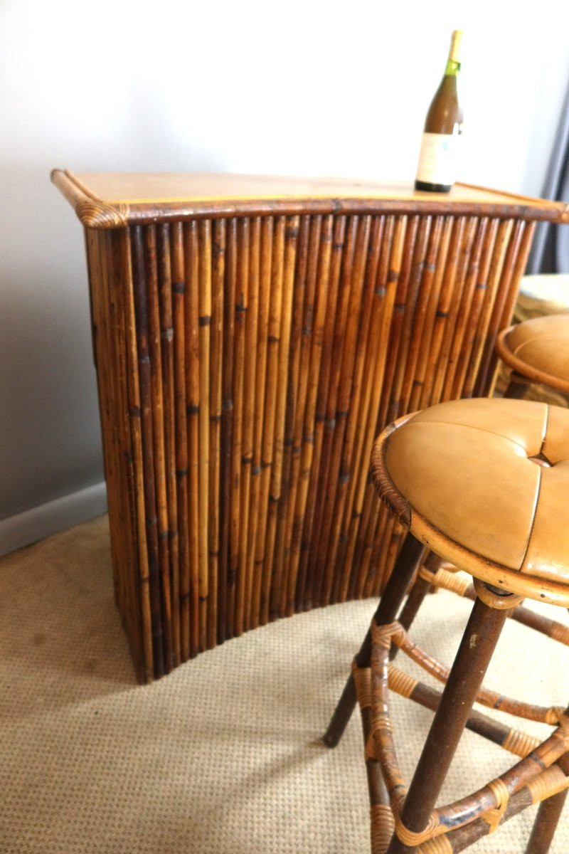 Bar And Two Stools-photo-4