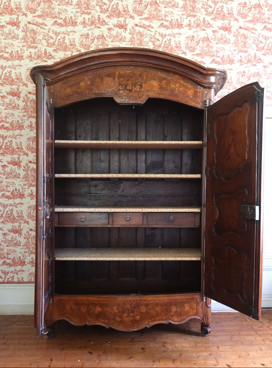 Curved Louis XV Wardrobe -photo-8