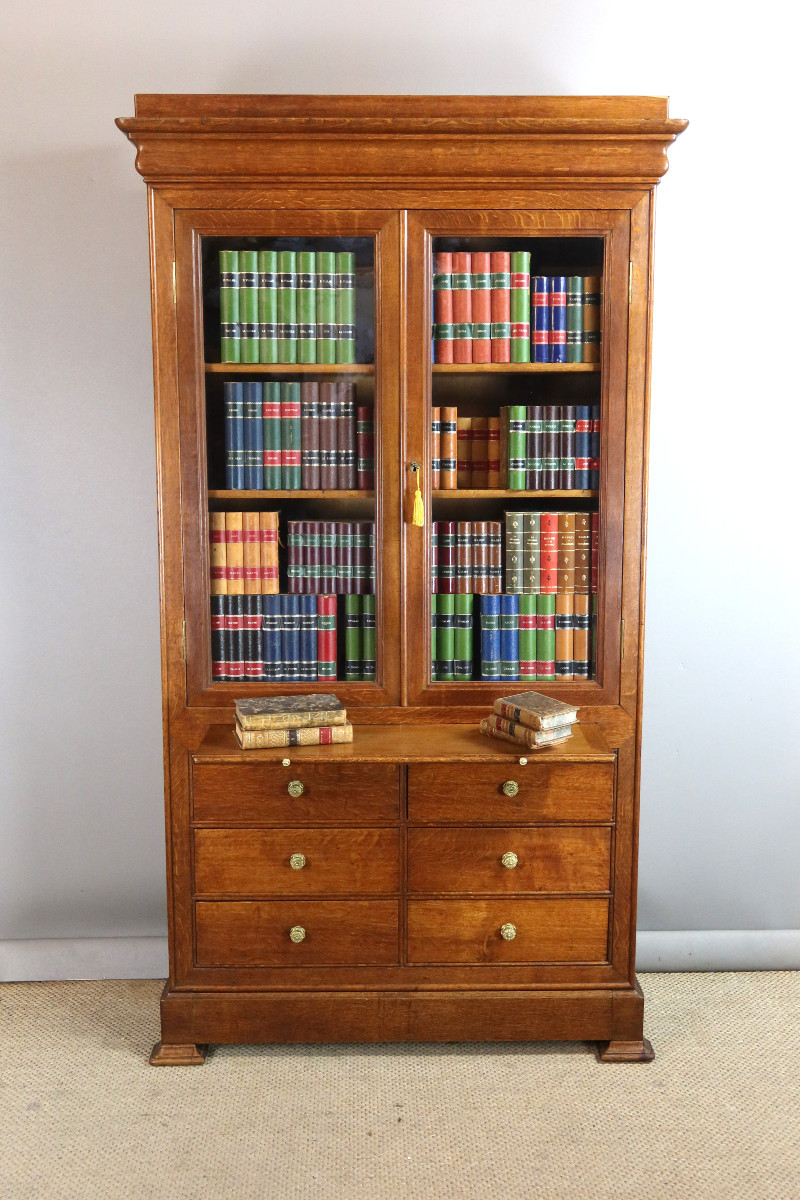 Bibliothèque en chêne XIXème siècle