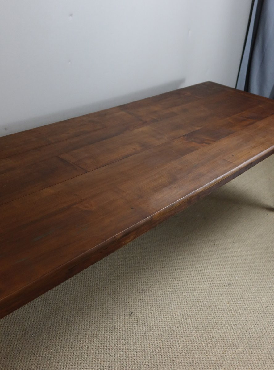 Table -photo-3