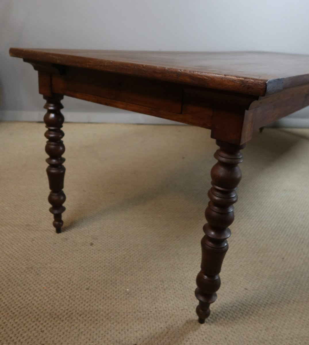 Table -photo-6