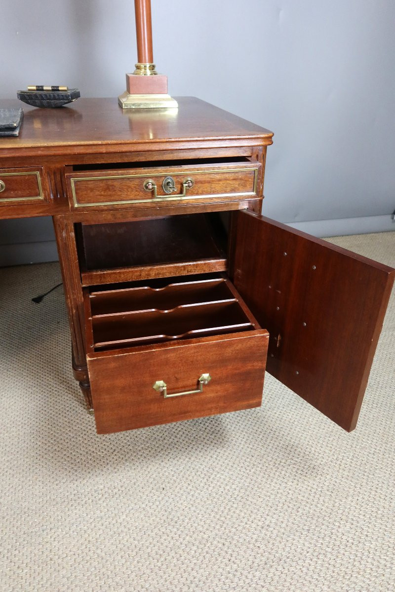 Louis XVI Style Desk-photo-3