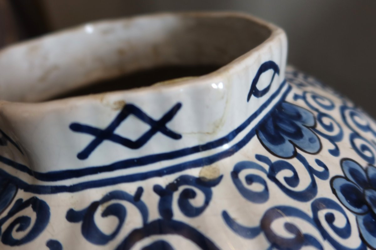 Paire de grandes potiches dans le style de Delft-photo-2