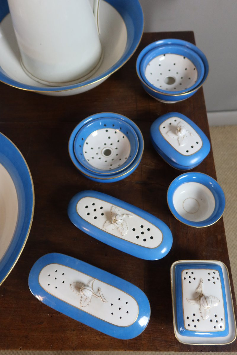 Creil And Montereau Earthenware Toilet Set-photo-4