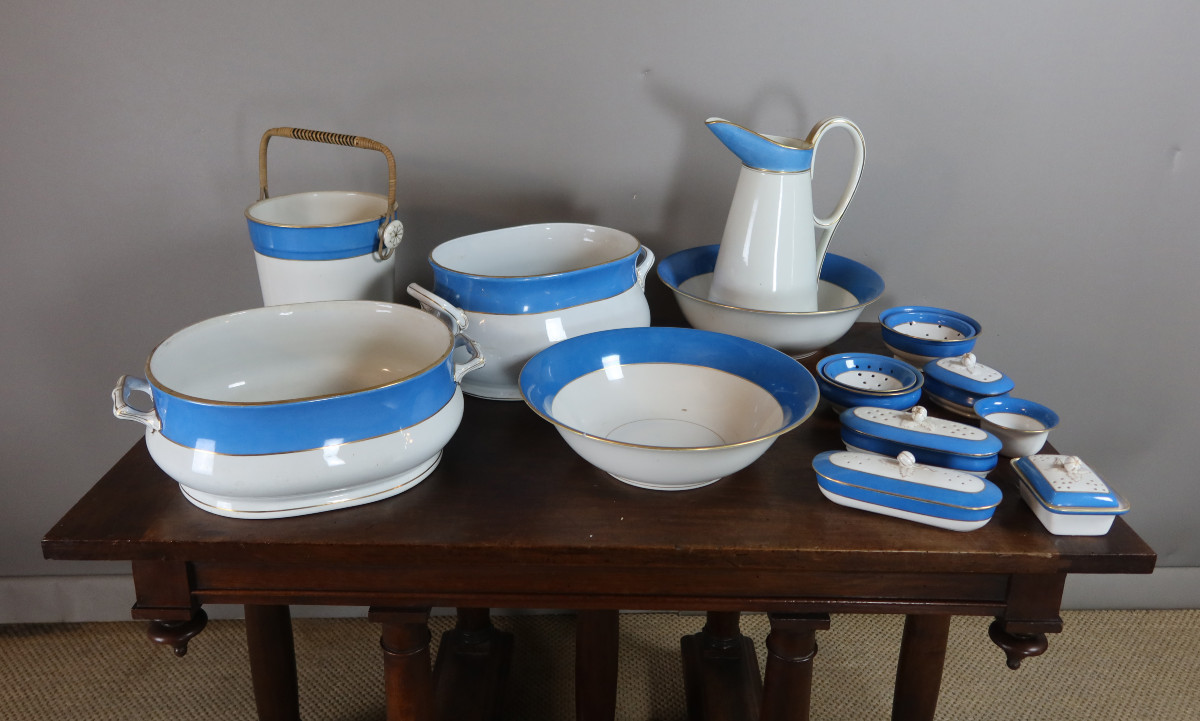 Creil And Montereau Earthenware Toilet Set