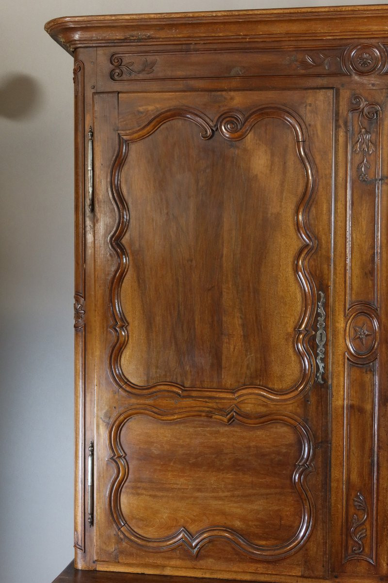 Two-part Walnut Buffet, 18th Century-photo-2