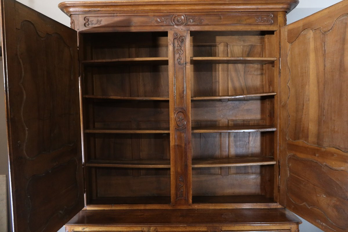 Two-part Walnut Buffet, 18th Century-photo-7