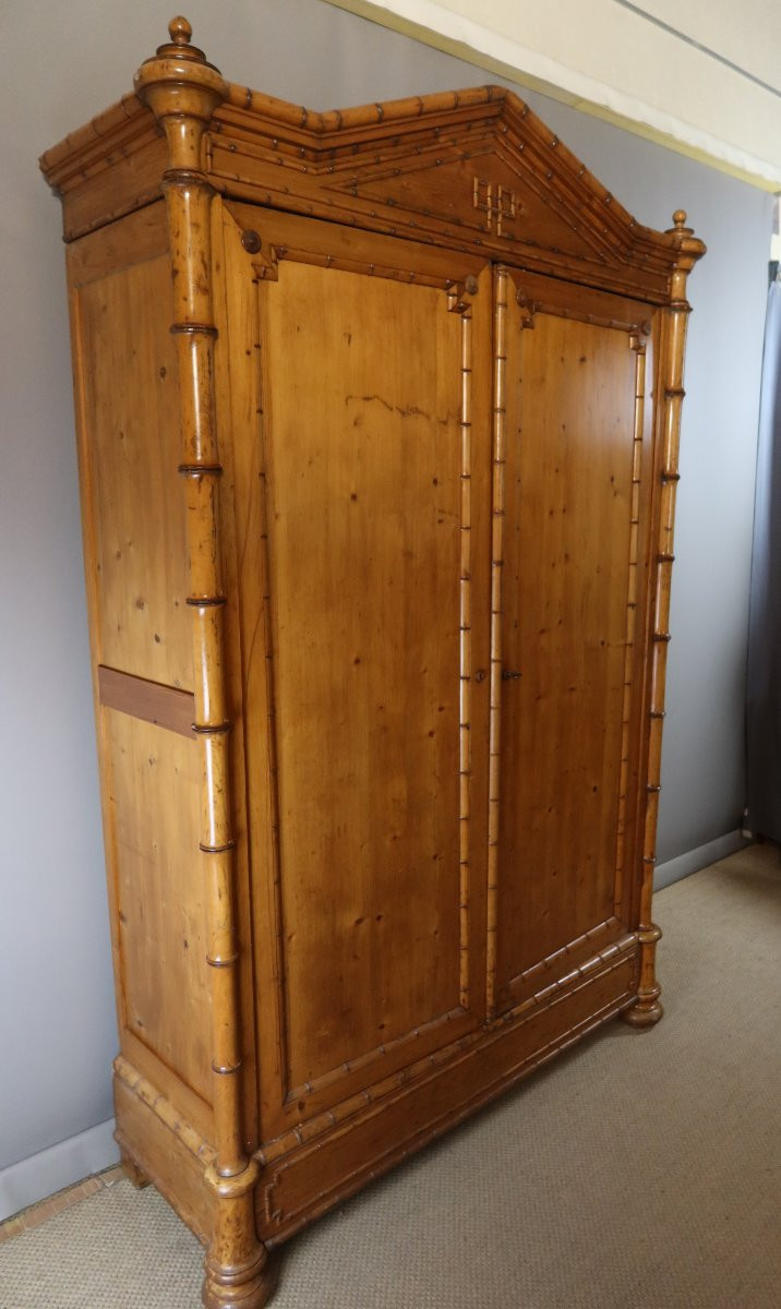 Bamboo Cabinet In Pitch Pine -photo-2
