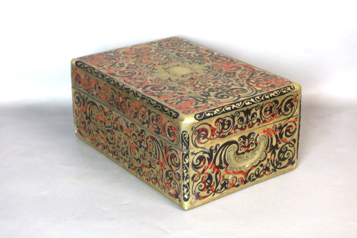 Coffret Boulle et accessoires de toilette en argent massif.-photo-4