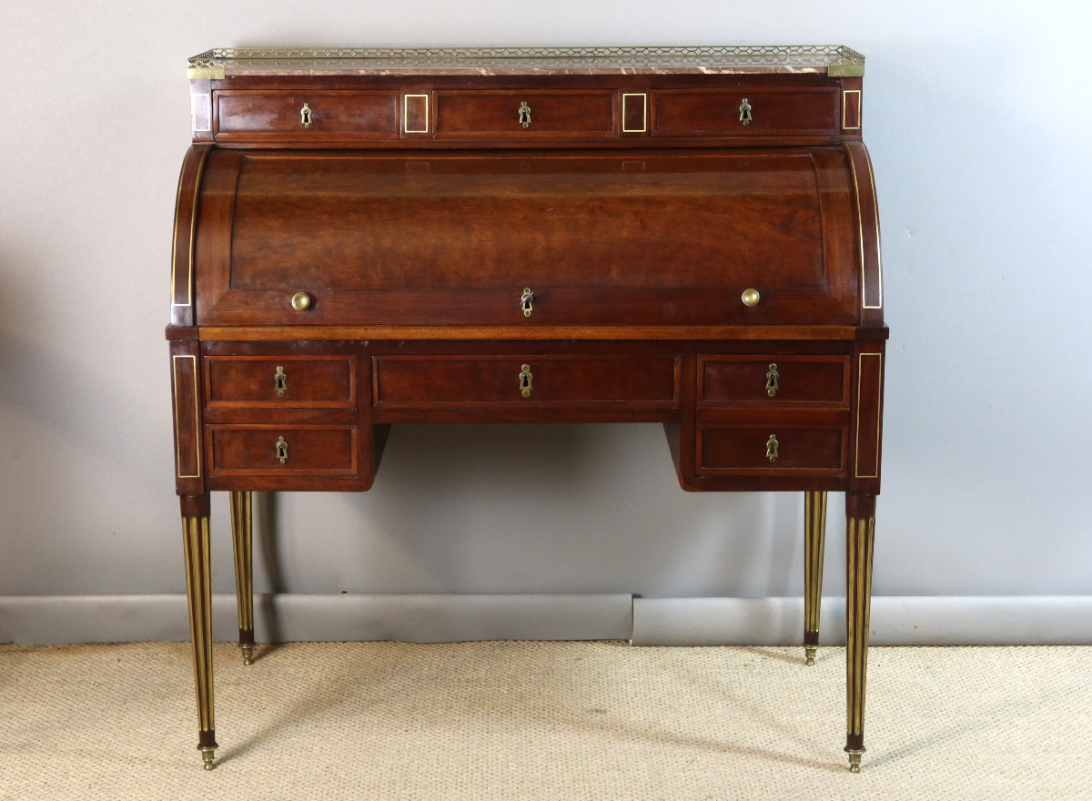 Bureau cylindre Louis XVI