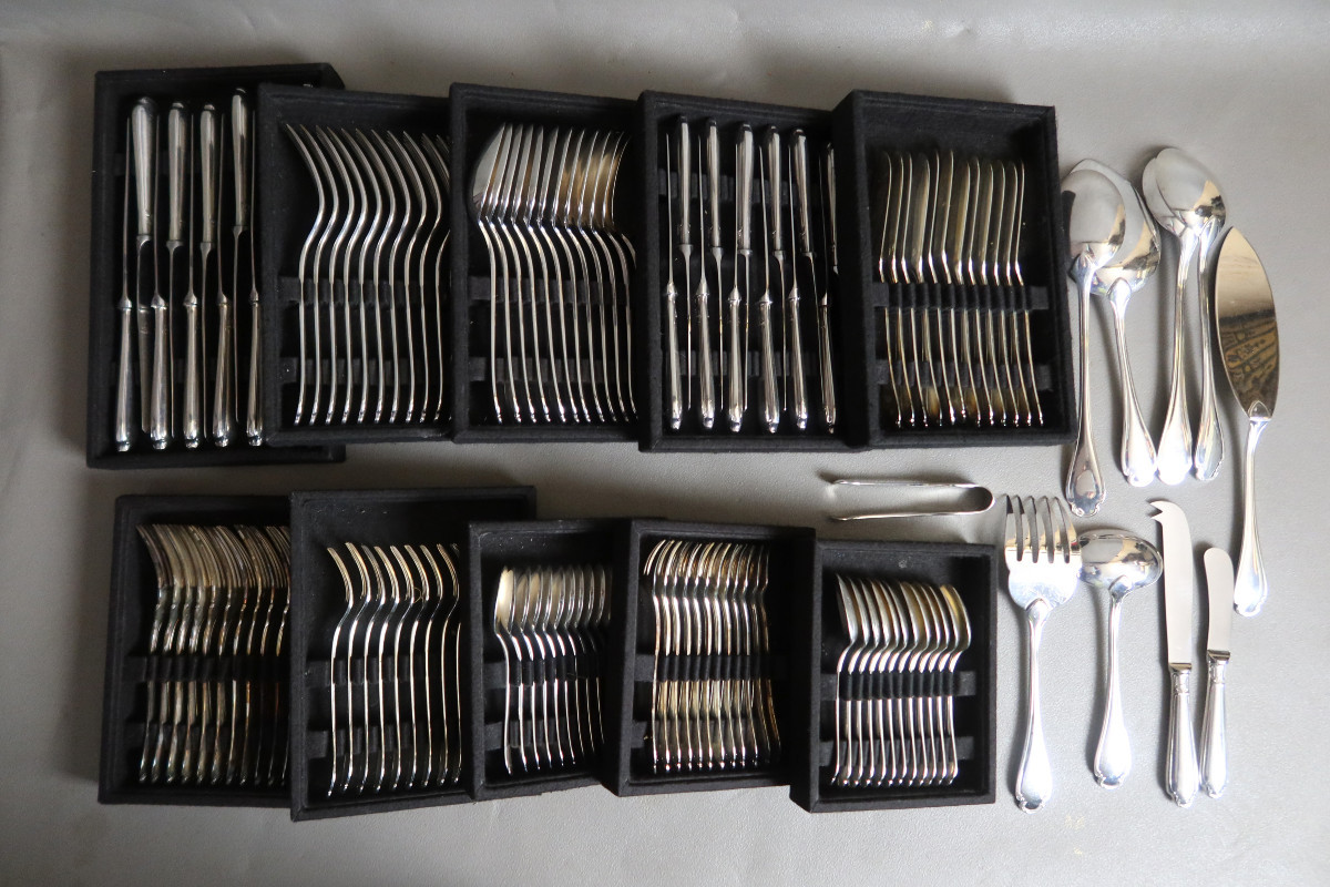 Christofle 130-piece Pompadour Flatware Set